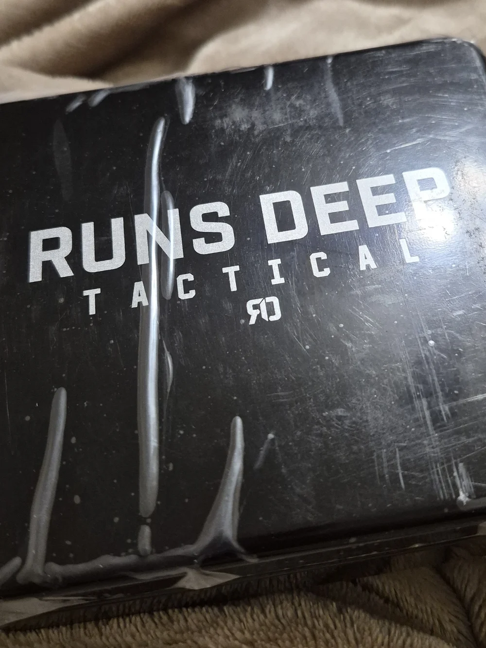 BNIB Runs Deep Men's Wallet